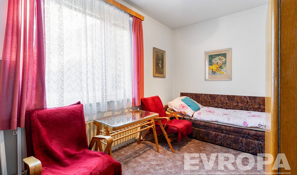 Pronájem domu 220 m² s pozemkem 409 m², Praha – náhled fotky 22