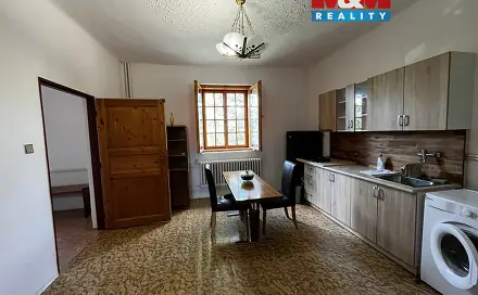 Pronájem bytu 2+1 80 m², Pod třešněmi, Praha 5 - Hlubočepy