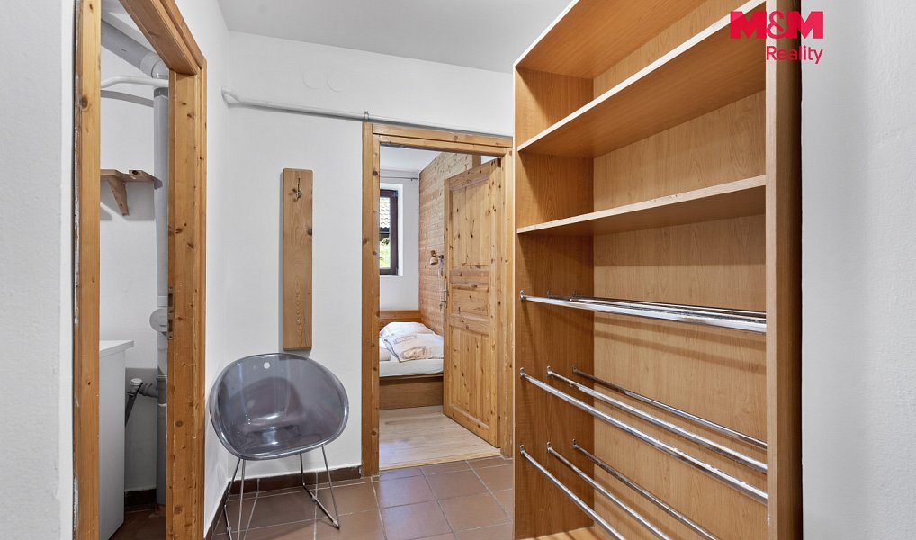 Prodej ubytovacího objektu 341 m², Harrachov – náhled fotky 25