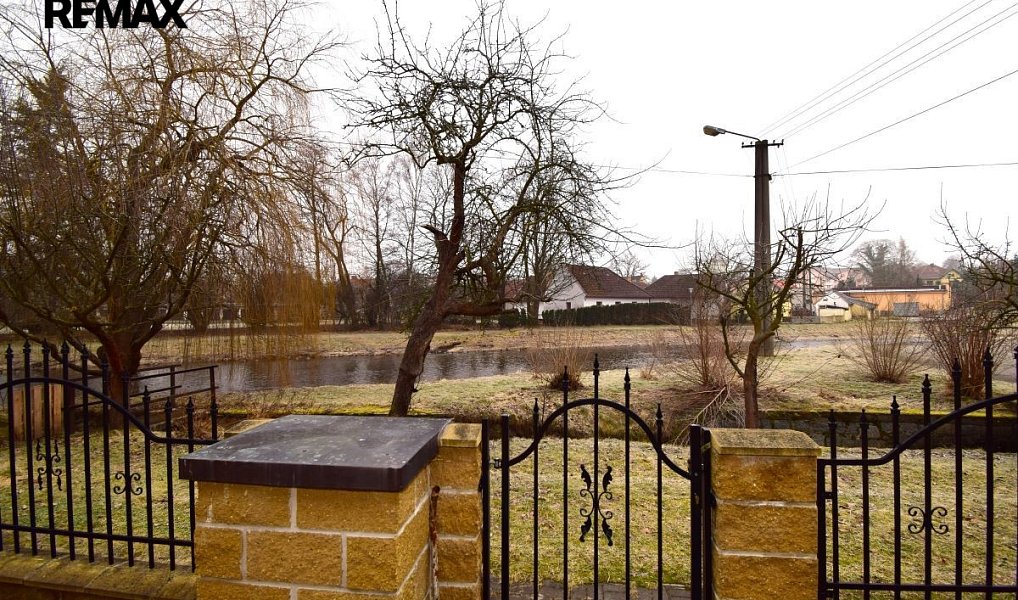Prodej domu 100 m² s pozemkem 122 m², Strunkovice nad Blanicí – náhled fotky 18