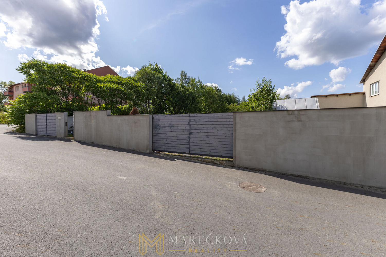 Prodej stavebního pozemku 1 251 m² — photo 2