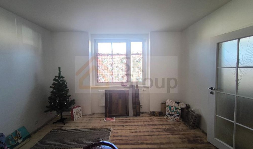 Prodej bytu 2+kk 40 m², Karlovy Vary – náhled fotky 2