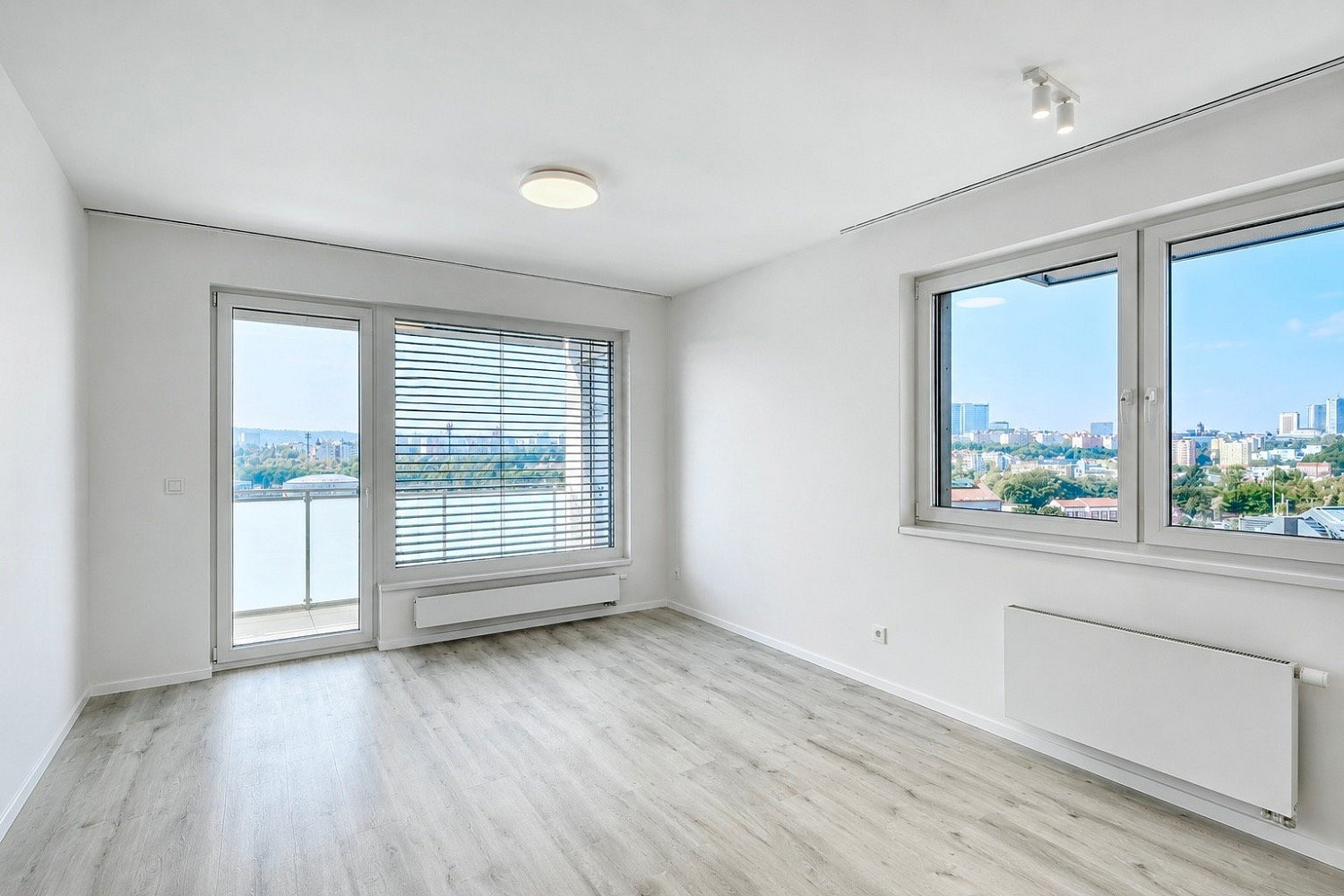Pronájem bytu 3+kk 62 m²
