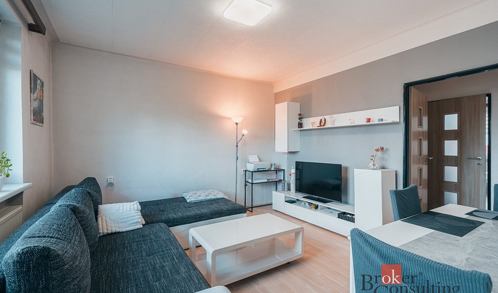 Prodej bytu 2+1 58 m², Kralovice – náhled fotky 2