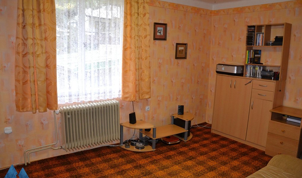 Prodej domu 180 m² s pozemkem 1 214 m², Strážné – náhled fotky 11