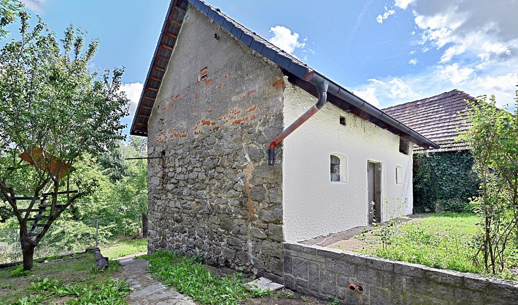 Prodej domu 250 m² s pozemkem 885 m², Milešov – náhled fotky 29