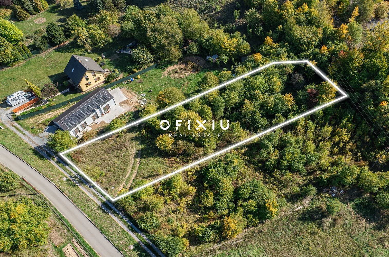 Prodej stavebního pozemku 2 194 m²