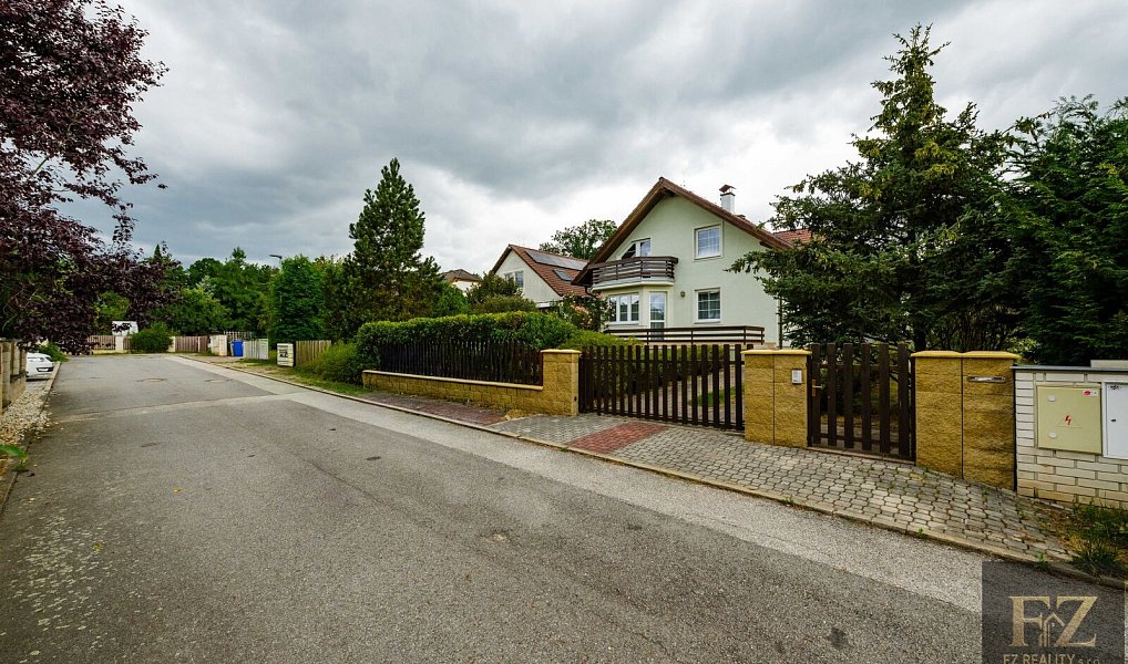 Prodej domu 159 m² s pozemkem 612 m², Litvínovice – náhled fotky 35