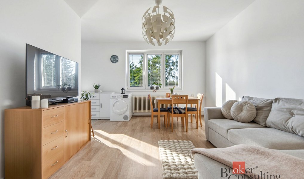 Prodej bytu 3+1 70 m², Chrudim – náhled fotky 2