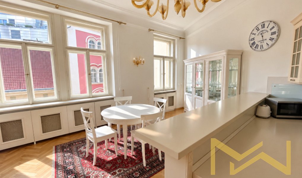 Pronájem bytu 4+kk 123 m², Praha – náhled fotky 2
