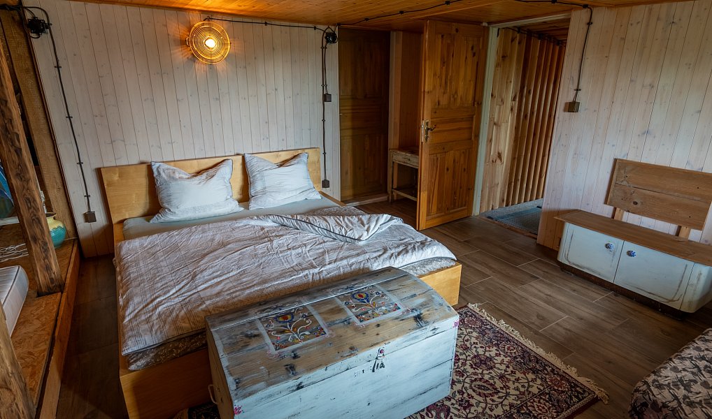 Prodej chaty/chalupy 224 m² s pozemkem 2 058 m², Liptaň – náhled fotky 2