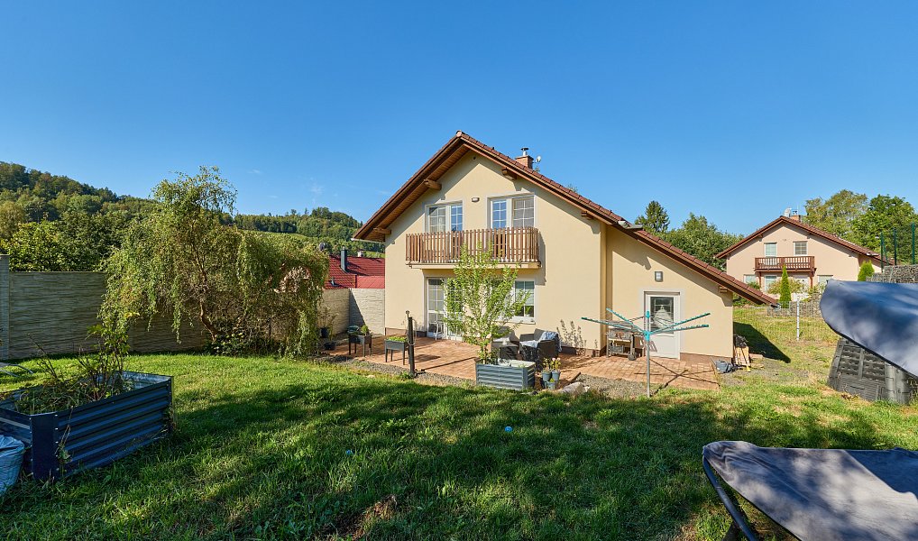 Prodej domu 141 m² s pozemkem 826 m², Mladé Buky – náhled fotky 26