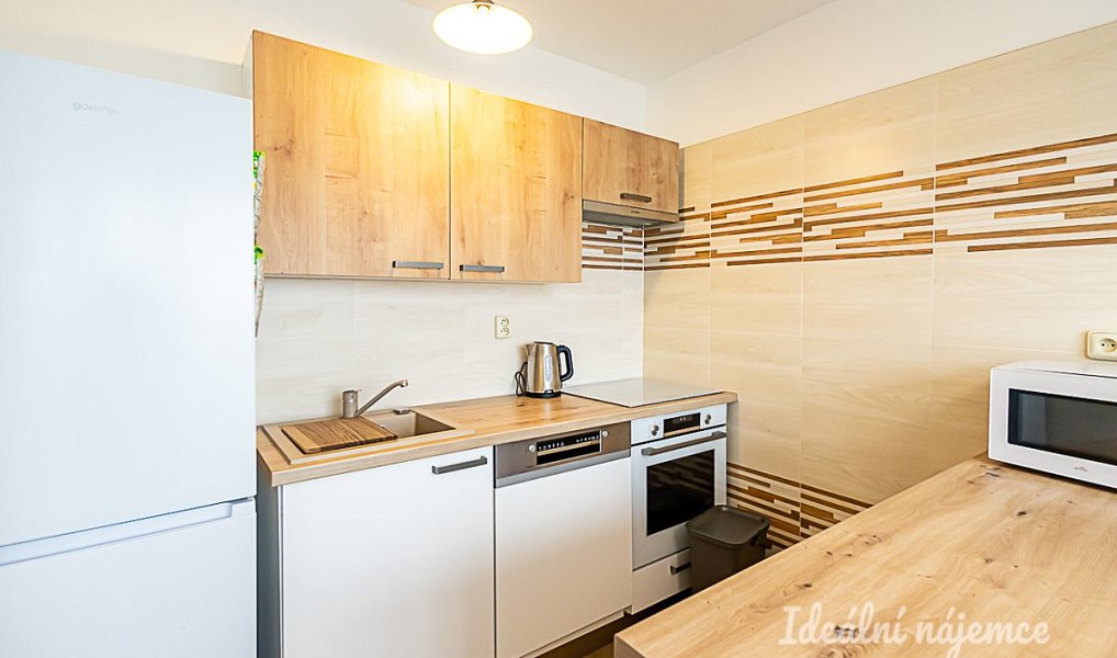 Pronájem bytu 3+1 92 m², Praha – náhled fotky 10