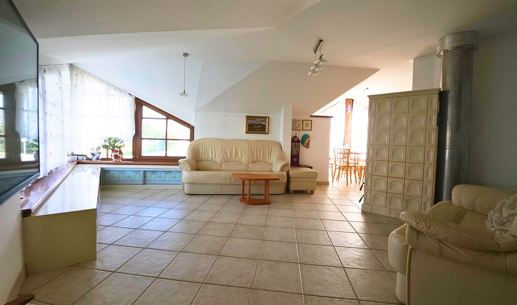 Prodej domu 400 m² s pozemkem 192 m², Uherské Hradiště – náhled fotky 8