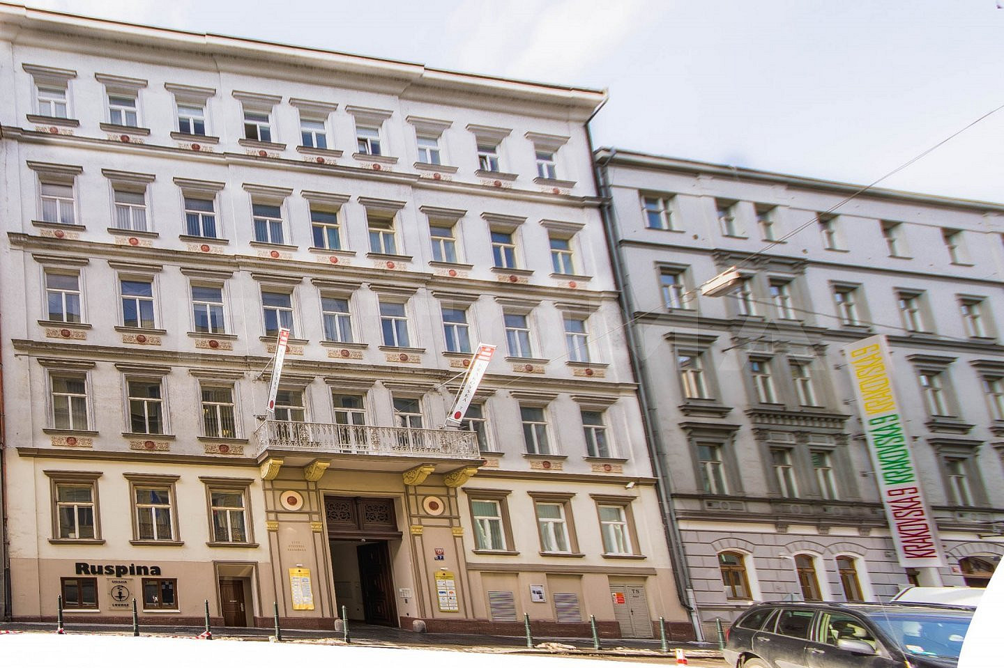Pronájem kanceláře 132 m²