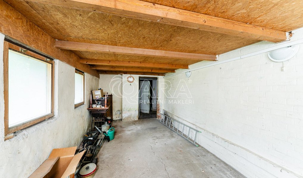 Prodej domu 126 m² s pozemkem 1 160 m², Mořina – náhled fotky 32