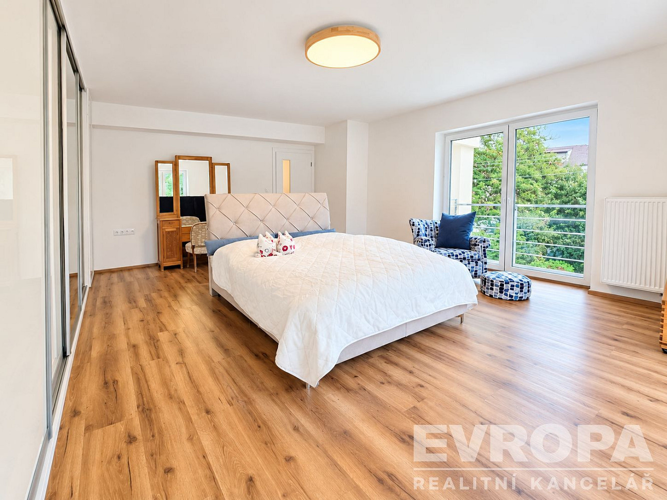 Pronájem bytu 3+kk 110 m² – fotografie 2