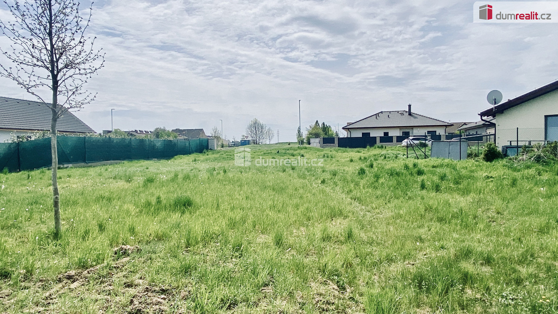 Prodej stavebního pozemku 1 025 m² – fotografie 2