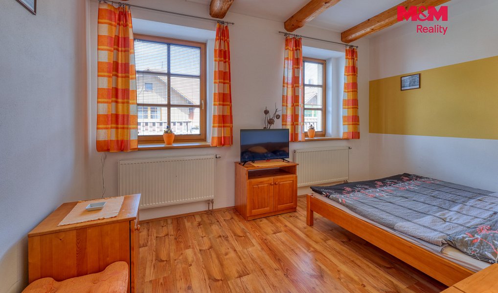 Prodej ubytovacího objektu 910 m², Železná Ruda – náhled fotky 17