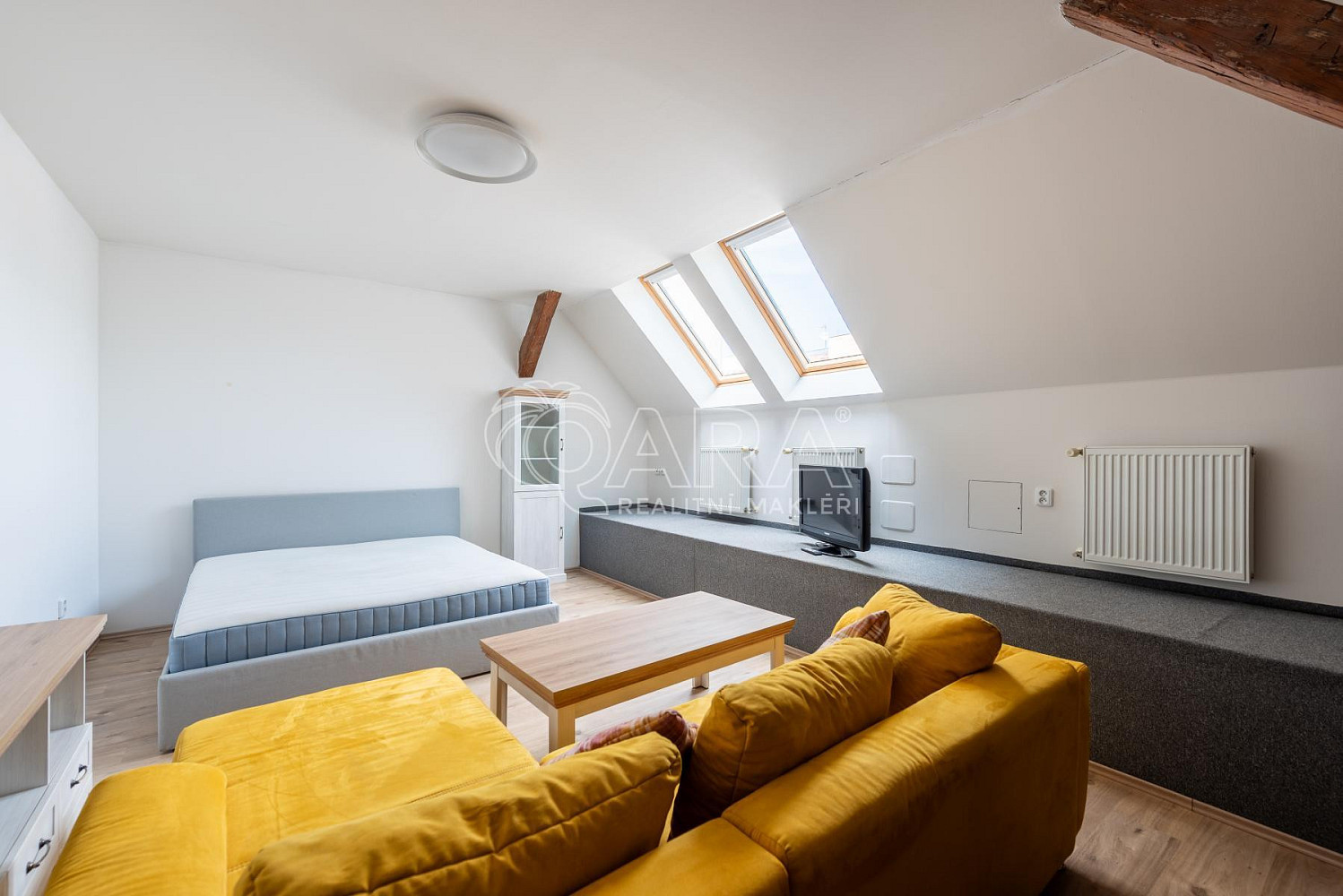 Pronájem bytu 2+kk 62 m²