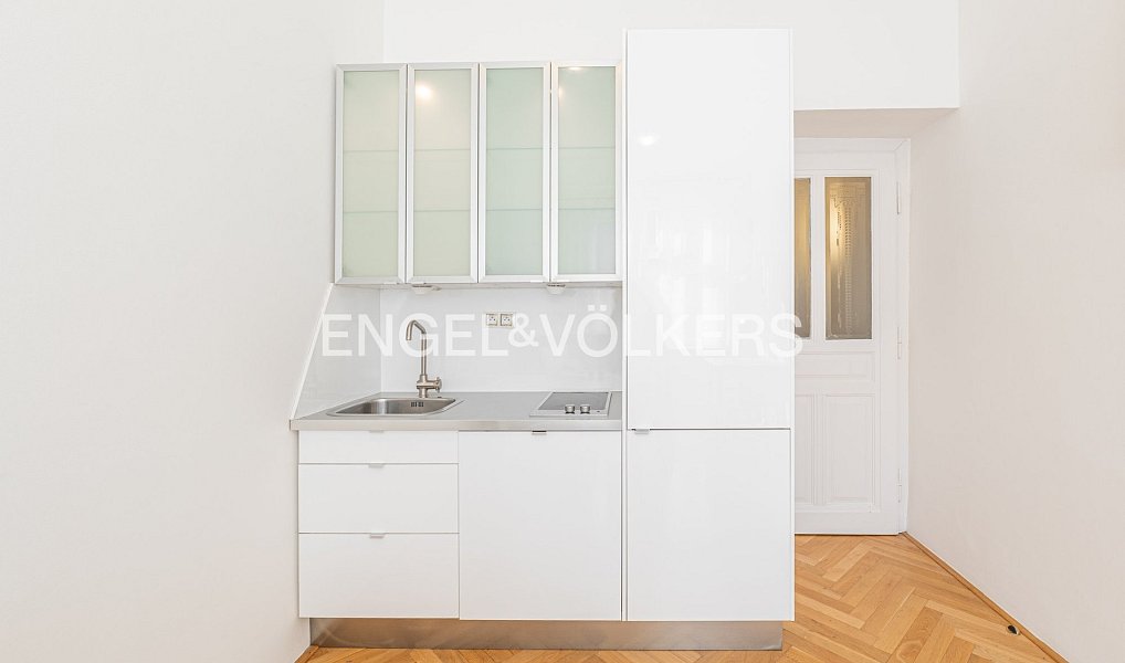 Pronájem bytu 2+kk 47 m², Praha – náhled fotky 4