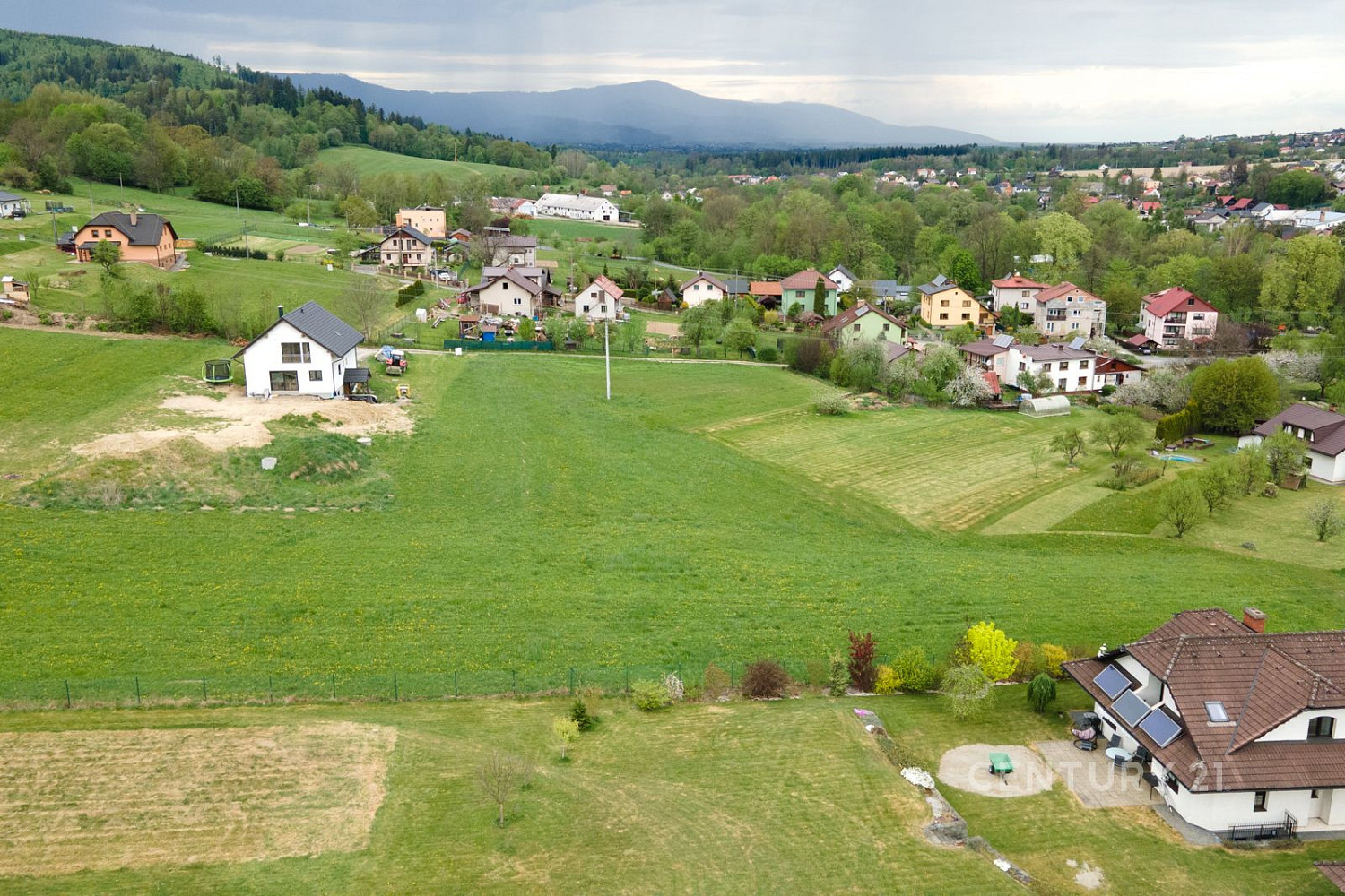 Prodej stavebního pozemku 1 266 m²
