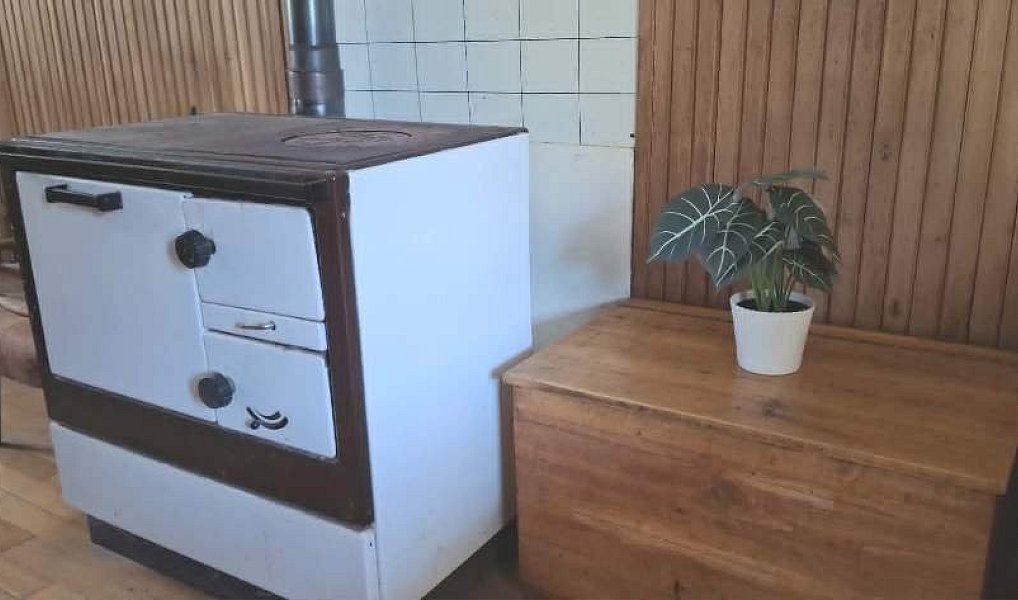 Prodej domu 350 m² s pozemkem 1 963 m², Ivaň – náhled fotky 19