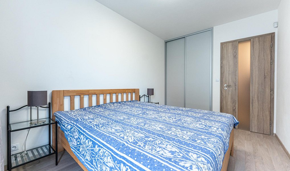 Pronájem bytu 3+kk 78 m², Praha – náhled fotky 9