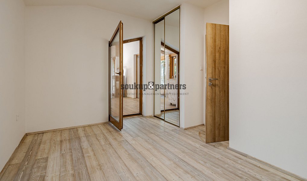 Prodej domu 153 m² s pozemkem 520 m², Žebrák – náhled fotky 23
