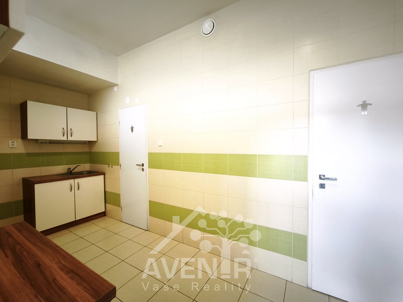 Pronájem kanceláře 45 m² – fotografie 5
