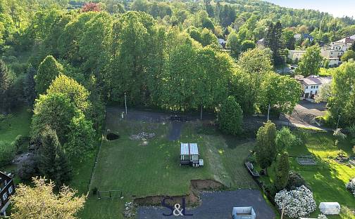 Prodej stavebního pozemku 2 238 m², Kamenický Šenov, okres Česká Lípa