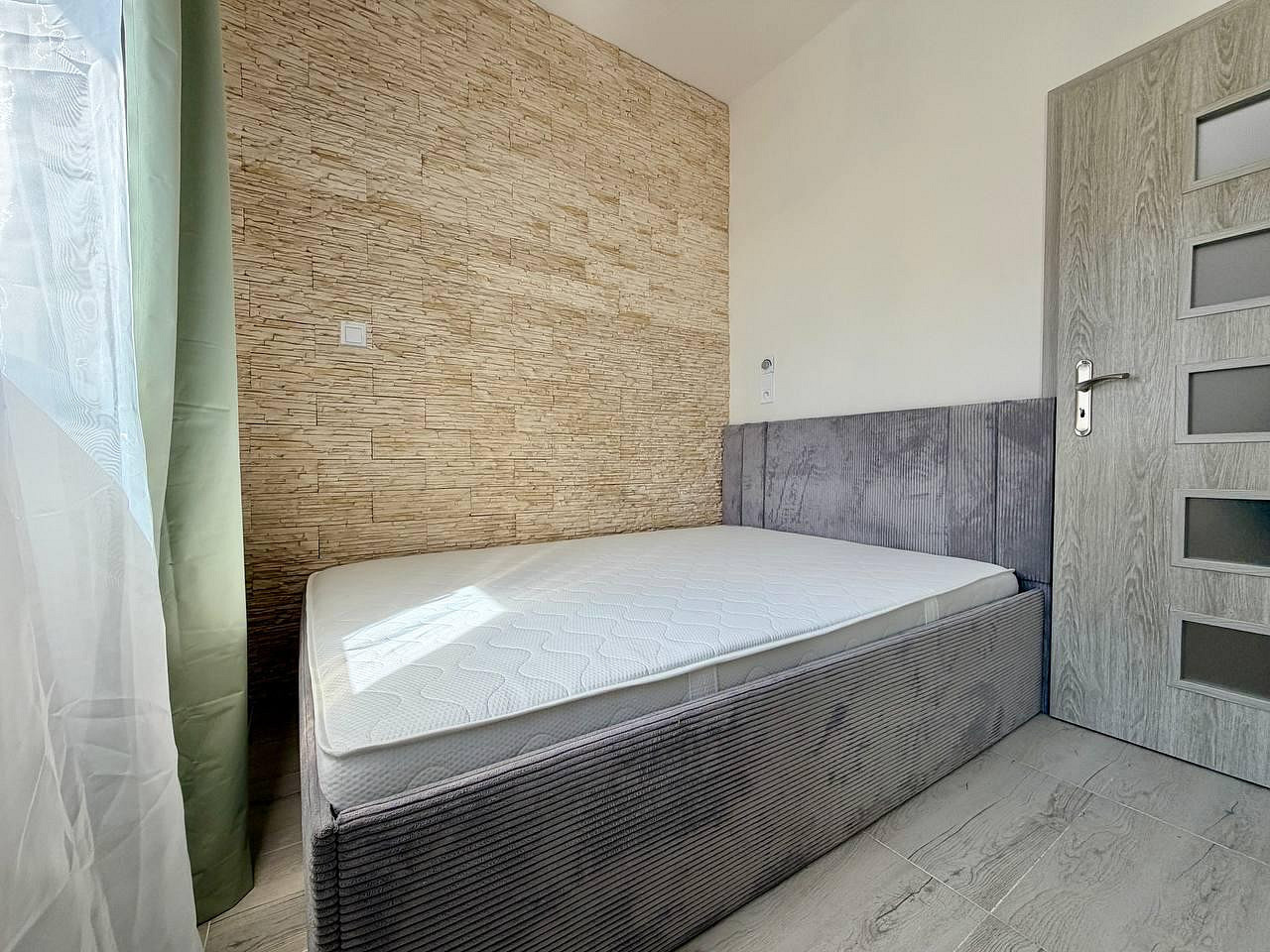 Pronájem bytu 2+1 55 m² — photo 2