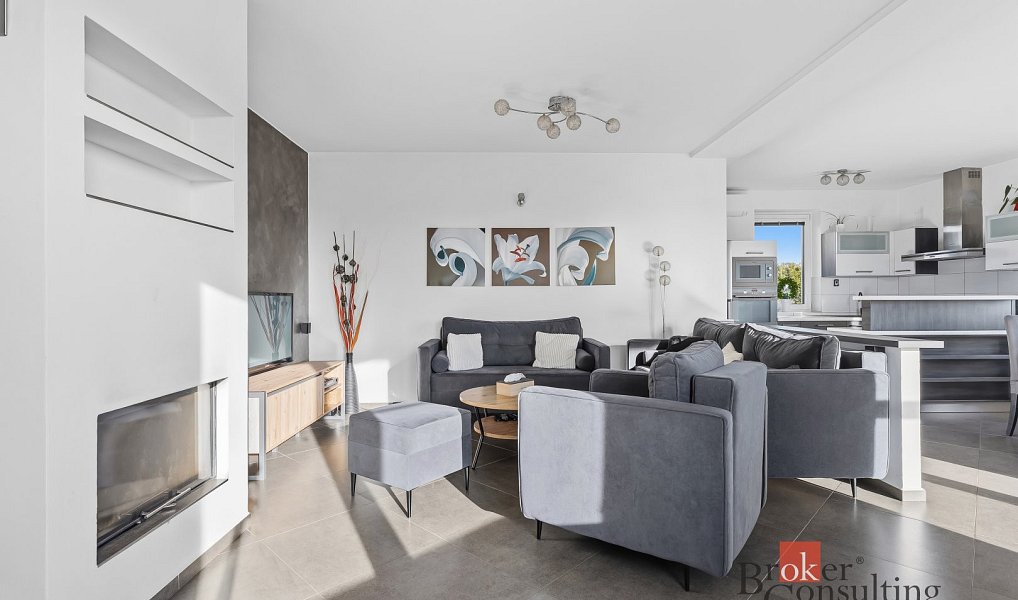 Prodej domu 240 m² s pozemkem 812 m², Žiželice – náhled fotky 13