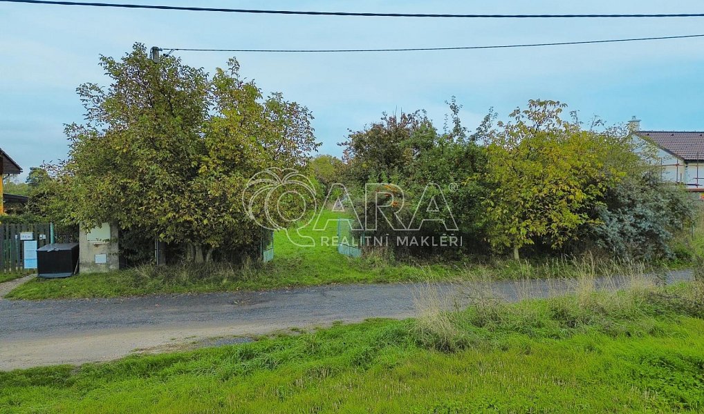 Prodej stavebního pozemku 2 050 m², Smečno – náhled fotky 4