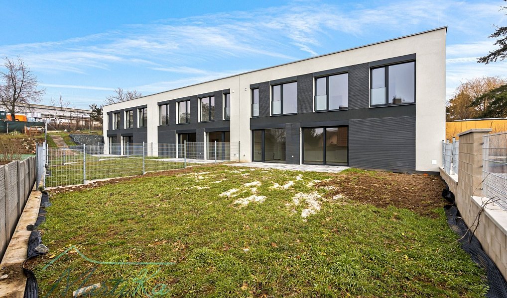 Prodej domu 142 m² s pozemkem 360 m², Úvaly – náhled fotky 15