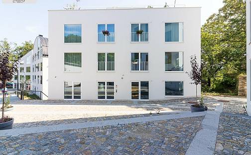 Pronájem bytu 3+kk 98 m², nám. Krále Jiřího z Poděbrad, Řevnice, okres Praha-západ