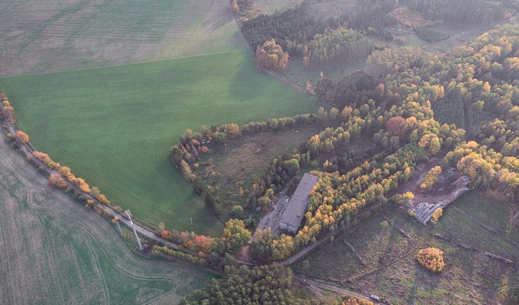 Prodej komerčního objektu (jiného typu) 2 000 m², Pernarec – náhled fotky 14