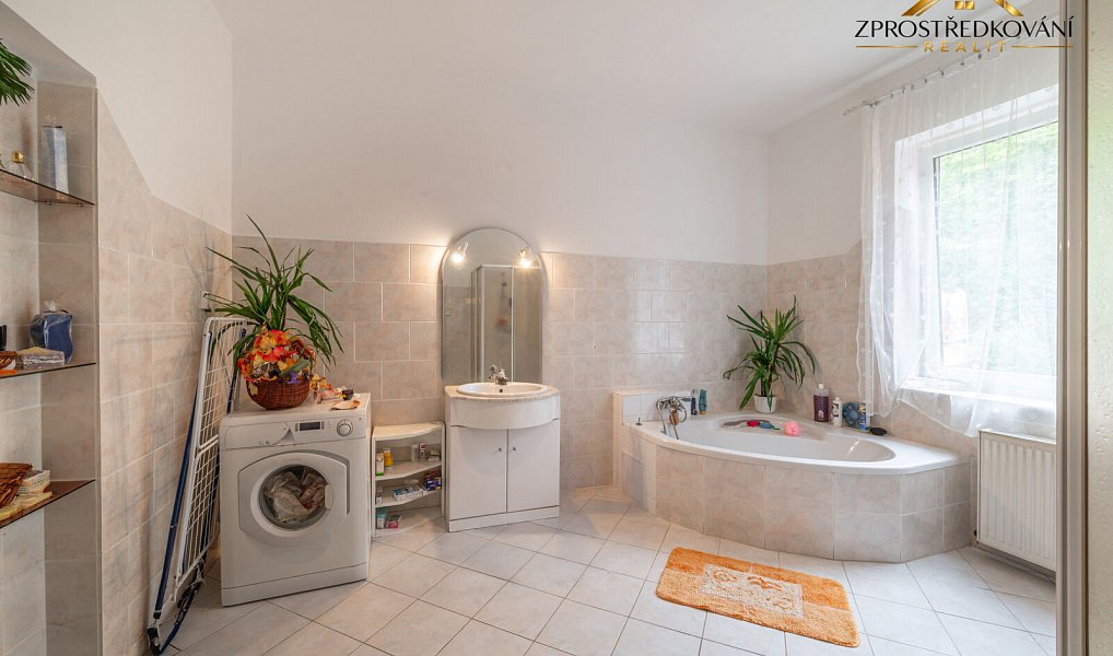 Prodej domu 380 m² s pozemkem 615 m², Kraslice – náhled fotky 21