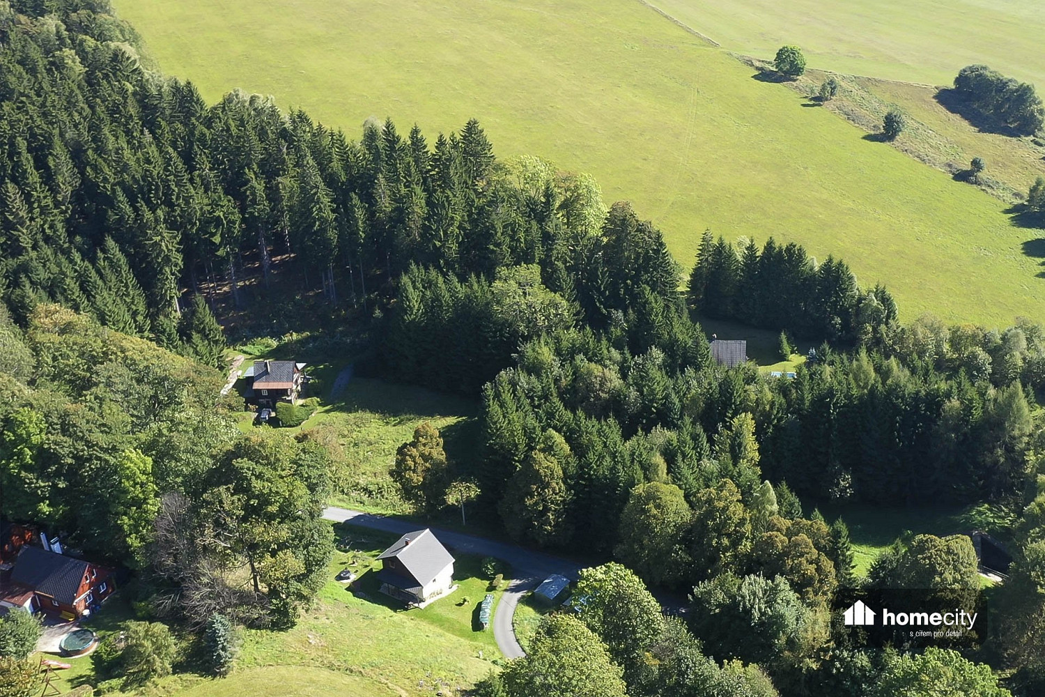Prodej stavebního pozemku 1 190 m²
