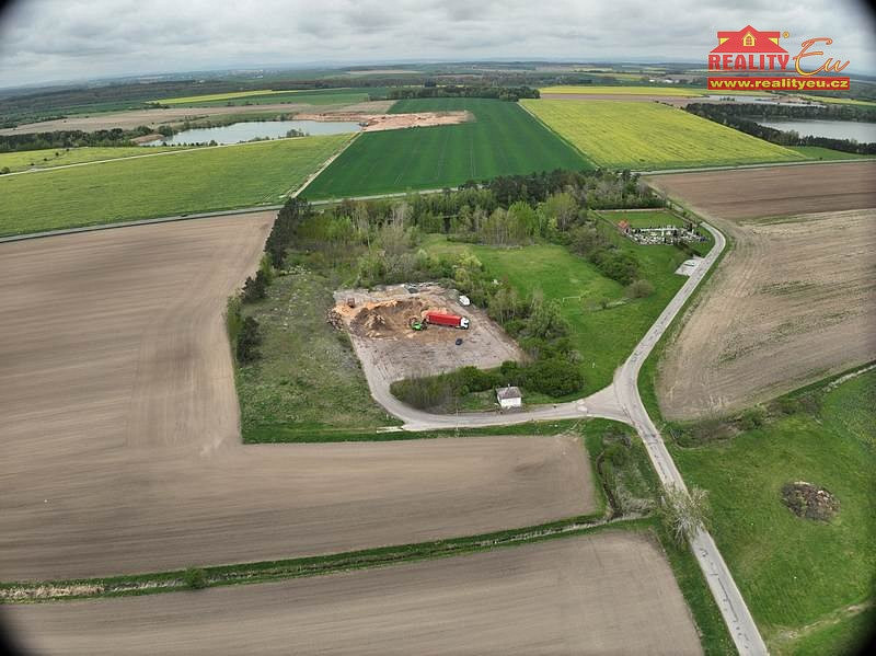 Prodej komerčního pozemku 16 182 m² – fotografie 2