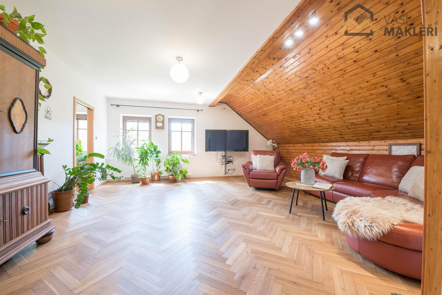 Prodej ubytovacího objektu 433 m² – fotografie 5