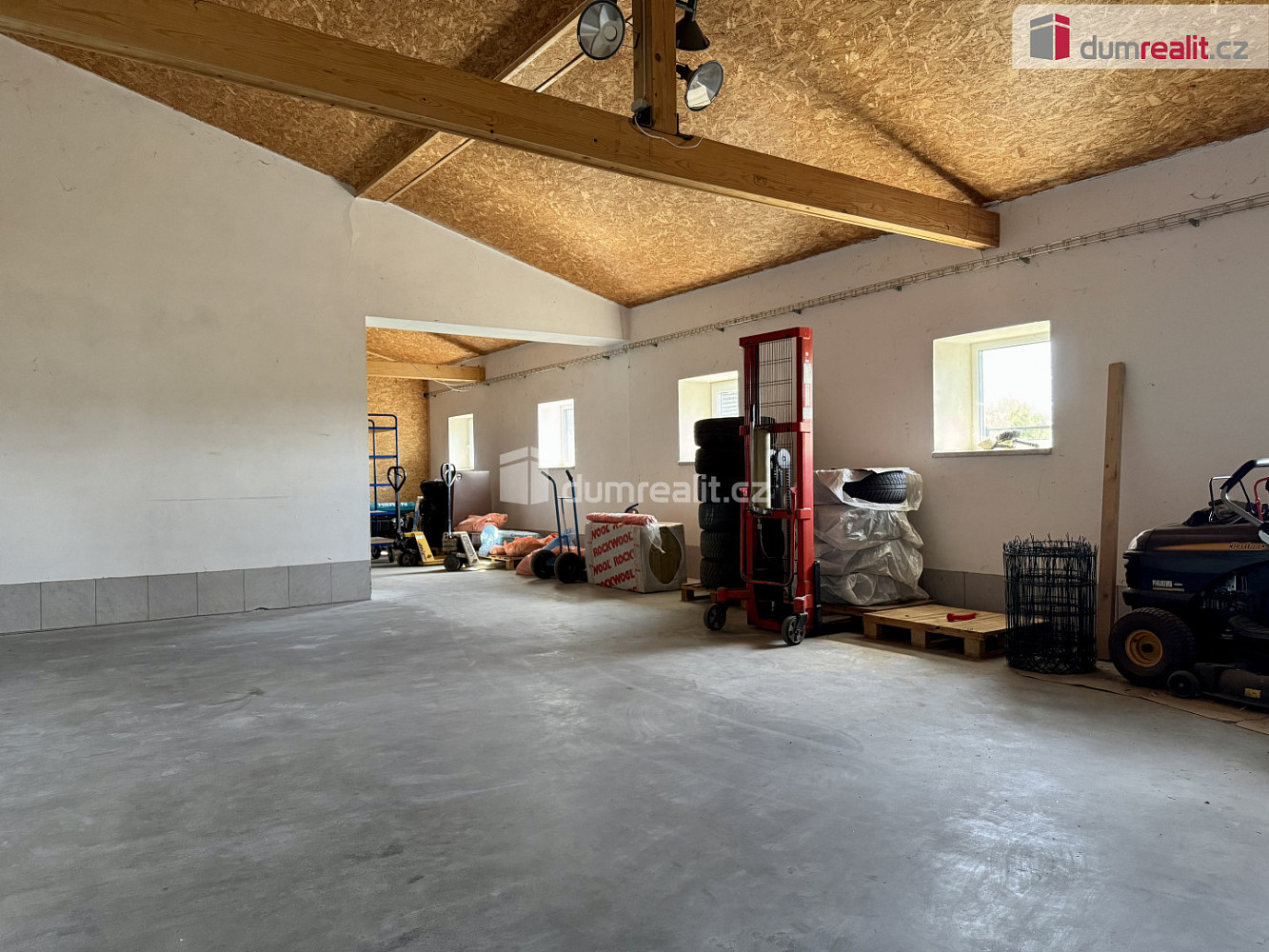 Prodej kanceláře 840 m² — photo 3