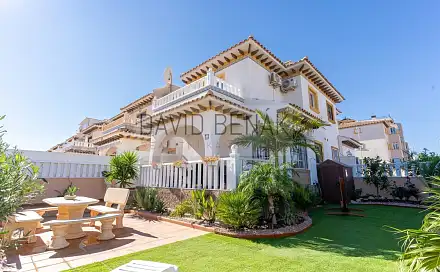 Prodej domu 80 m² s pozemkem 221 m², Alicante, autonomní region Valencijské společenství, Španělsko