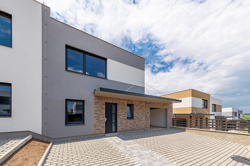 Prodej domu 126 m² s pozemkem 503 m² – fotografie 2