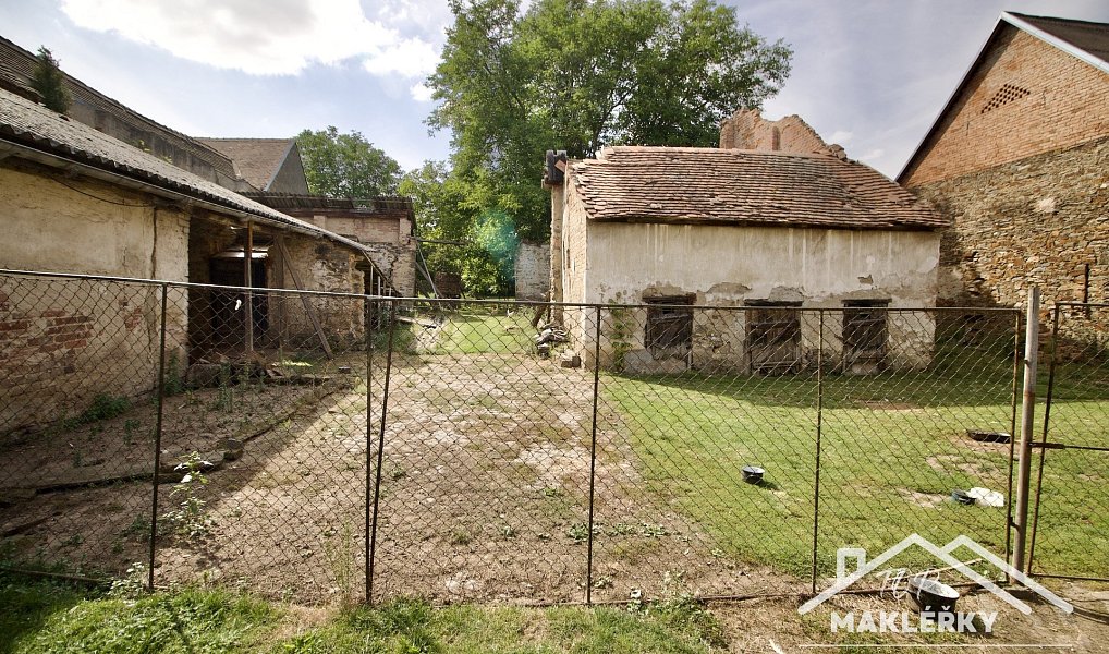 Prodej chaty/chalupy 168 m² s pozemkem 2 068 m², Močovice – náhled fotky 19