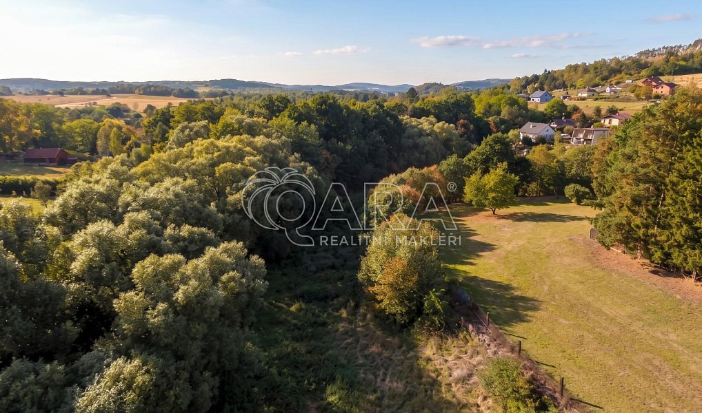 Prodej stavebního pozemku 1 555 m², Krhanice – náhled fotky 18
