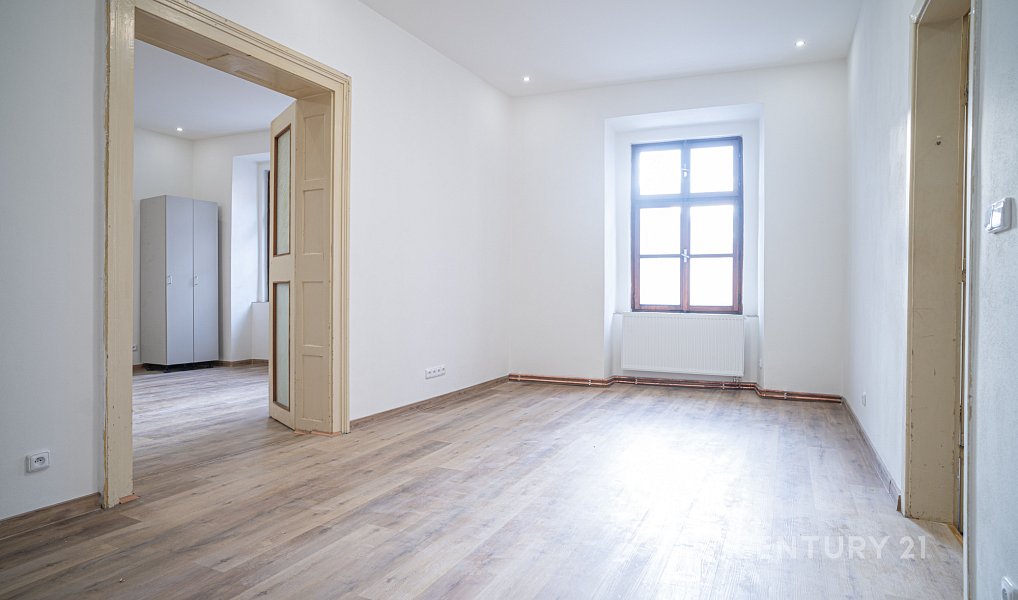 Pronájem bytu 2+1 77 m², Znojmo – náhled fotky 7