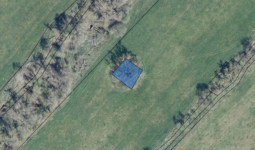 Prodej pole 4 932 m², Petrovice – náhled fotky 11