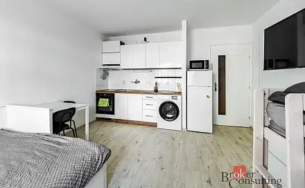 Prodej bytu 1+kk 25 m², U Francouzů, Třeboň - Třeboň II, okres Jindřichův Hradec
