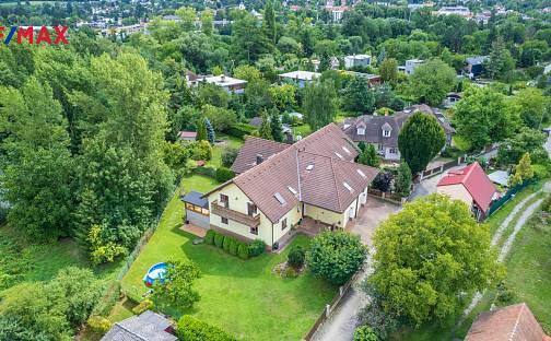 Prodej domu 284 m² s pozemkem 846 m², Ve Škabrdli, Lety, okres Praha-západ